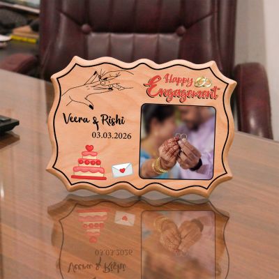 Personalized Happy Engagement Wooden Photo Frame | Engagement Gift for Couples  Congratulations Gift for Newly Engaged Friends & Family